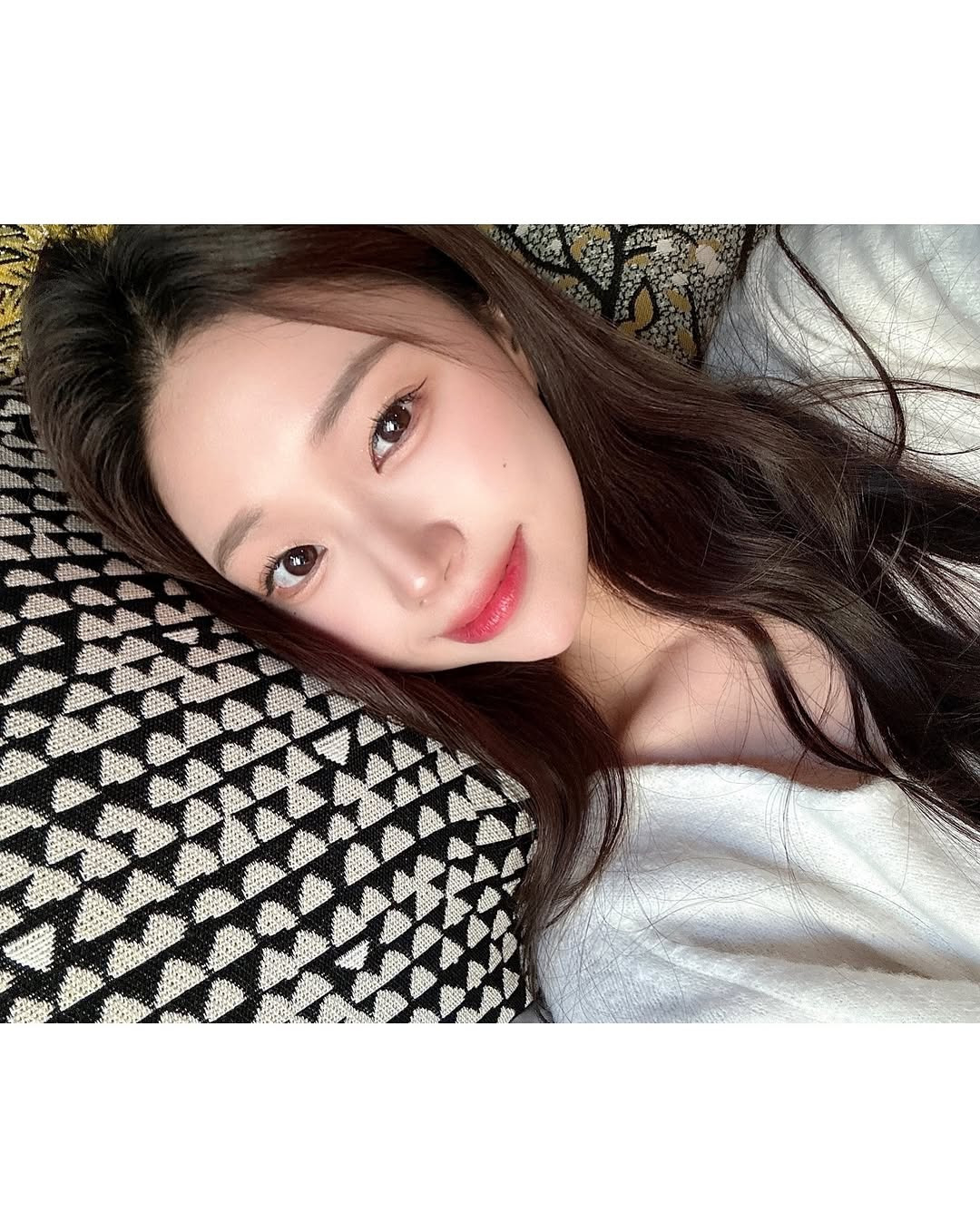 인스타 인플루언서 @zzi.yo_on | 인스티즈