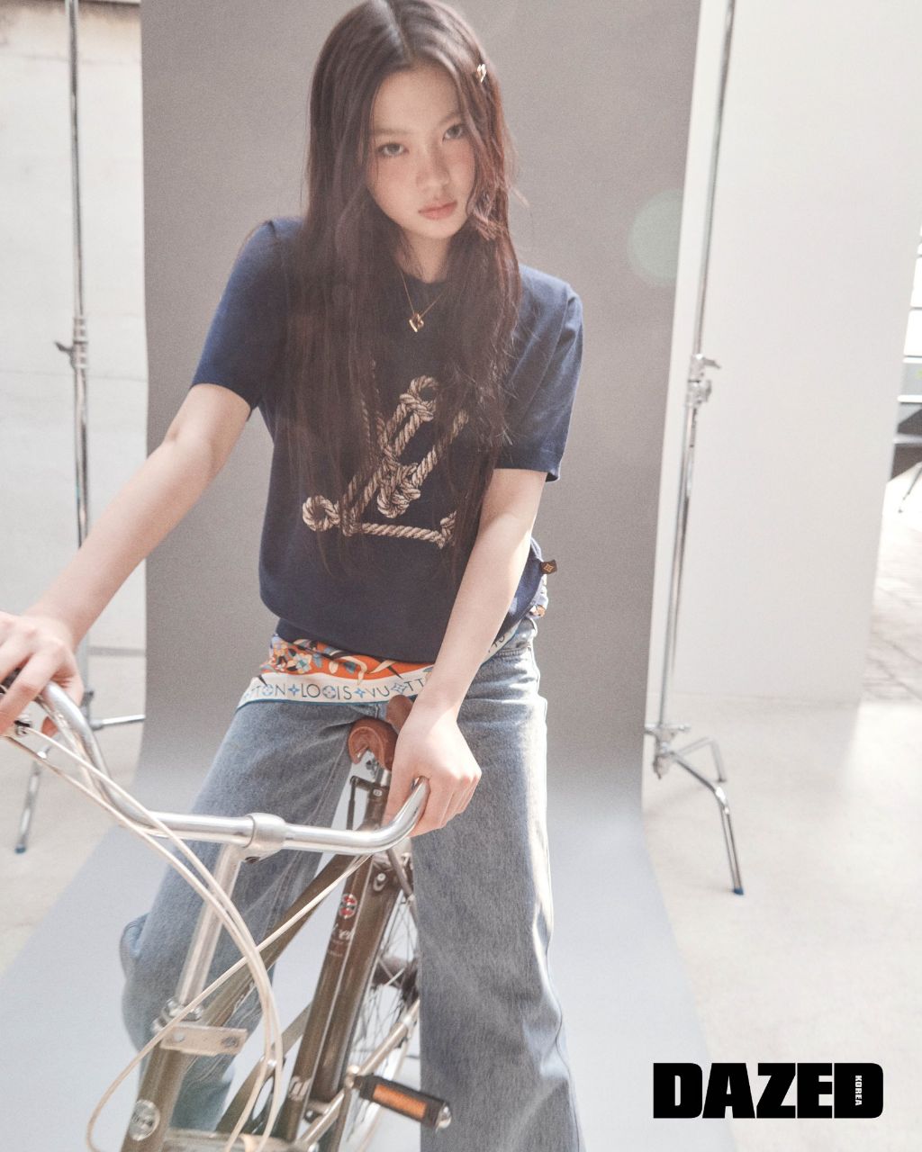 데이즈드 KiiiKiii 키키 X 루이비통 화보 | 인스티즈