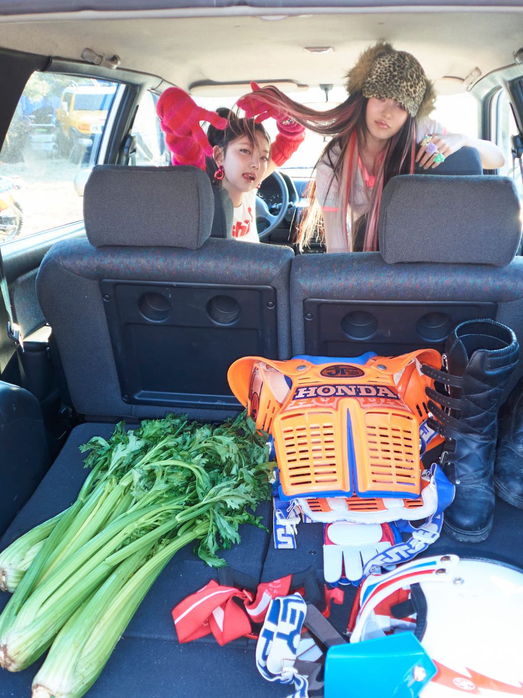 키키 KiiiKiii 공홈 'BTG' 컨셉포토 | 인스티즈