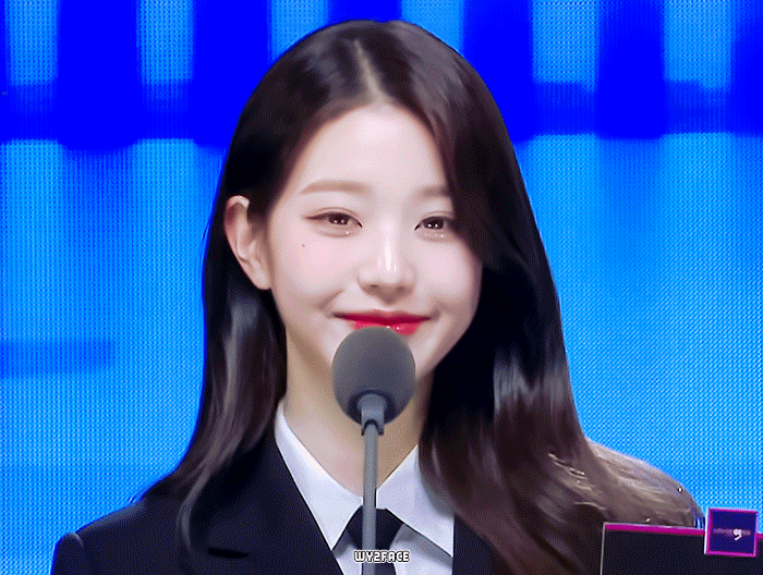 취향따라 갈리는 장원영 앞머리 | 인스티즈