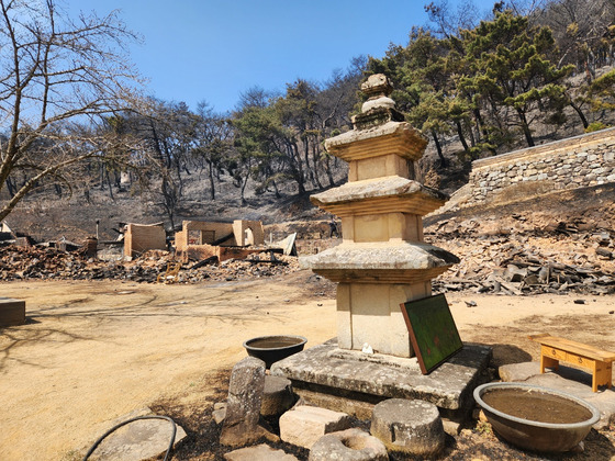 이번 경북 의성 산불로 인해 '의상대사'가 창건한 천년고찰 '운람사'가 전소되었습니다 | 인스티즈