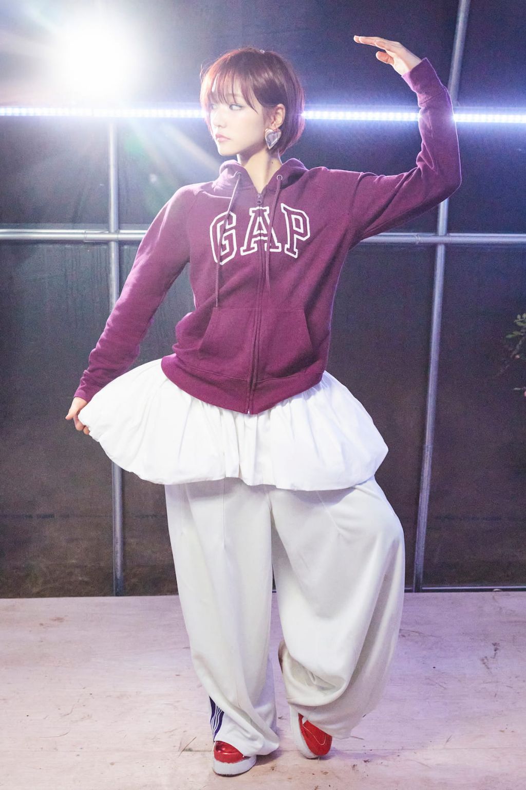 키키 KiiiKiii 공홈 'BTG' 컨셉포토 | 인스티즈