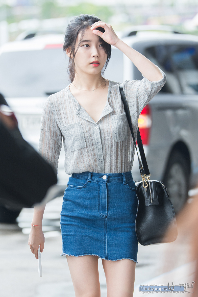 똑같은 거 같은데 많이 큰 아이유 | 인스티즈