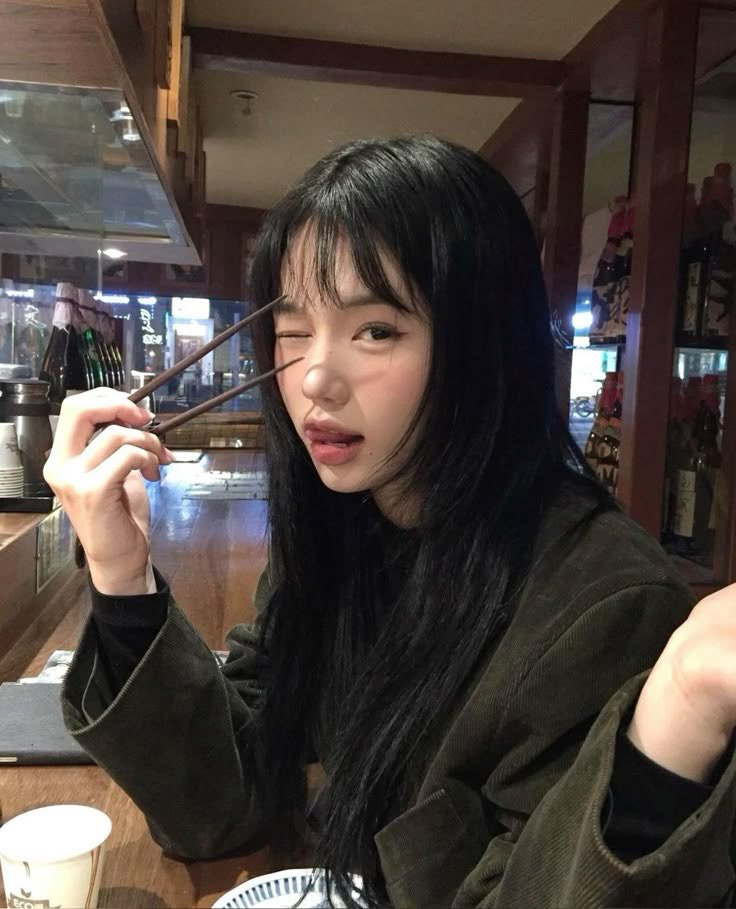 카페,음식점 남찍사 내가하도 뚝딱거려서 참고하려고 모은 포즈 | 인스티즈