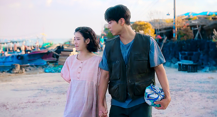 폭싹 속았수다 침도 안 나올 것 같은 아이유 눈물 연기 횟수.gif | 인스티즈