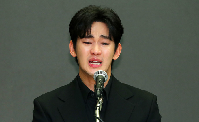 김수현 기사사진 | 인스티즈