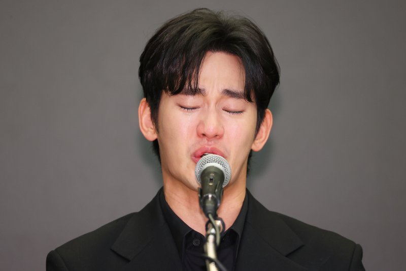 김수현 기사사진 | 인스티즈