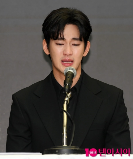 [3보] 김수현 "故김새론 유족, 고인 농락한 살인자로 만들어" 눈물 | 인스티즈