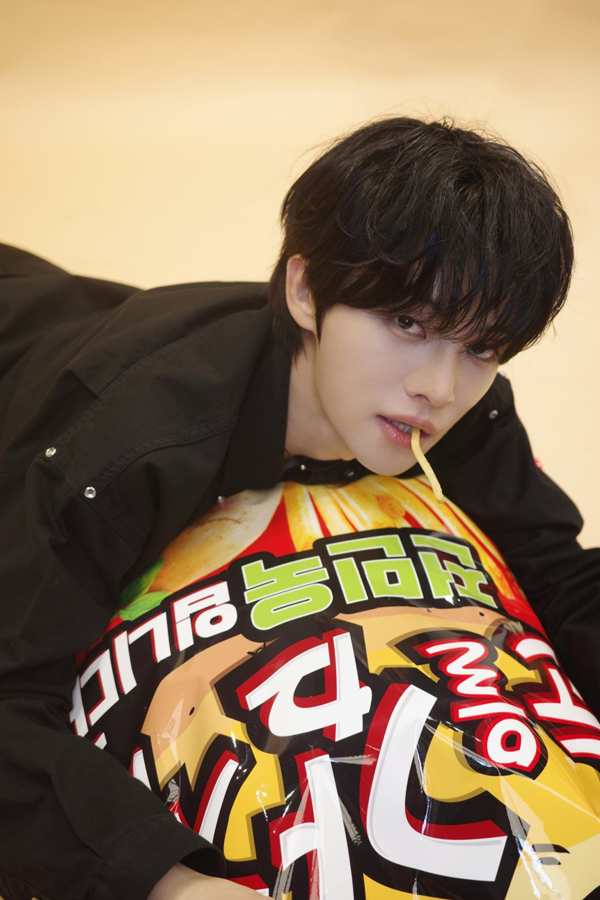 눈을 감자 외치더니 진짜 눈을 감자가 된 클로즈 유어 아이즈 | 인스티즈