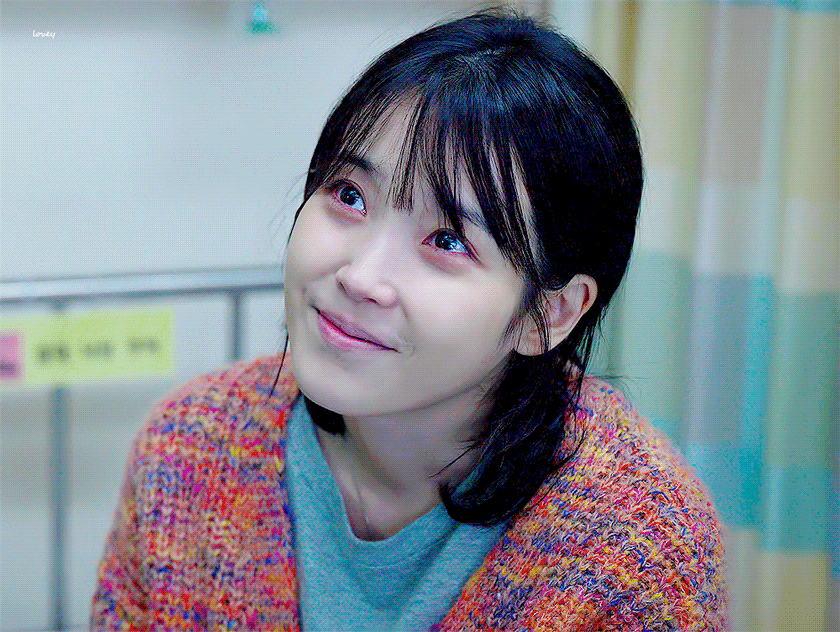 좋은 날 이후 이번 드라마로 연락을 가장 많이받은 아이유 | 인스티즈