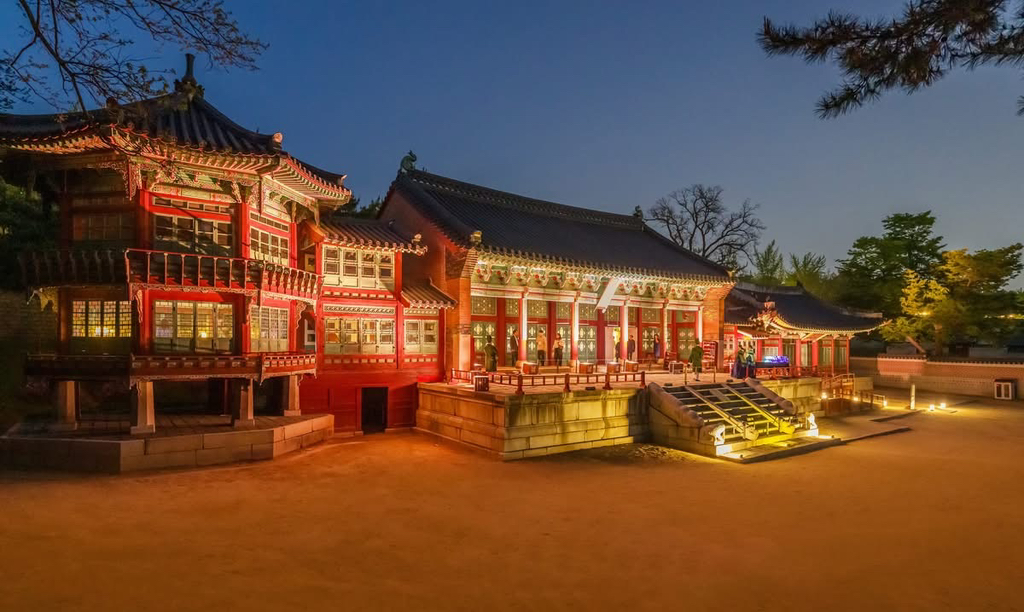 국가유산청이 공개한 창덕궁 경복궁 밤 사진 | 인스티즈