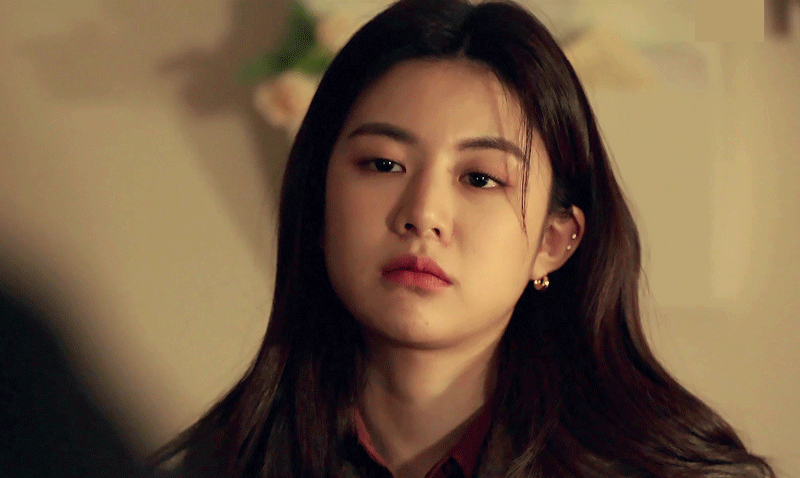 배우 고윤정 살 조금 쪘었다는 드라마 로스쿨 시절.gif | 인스티즈