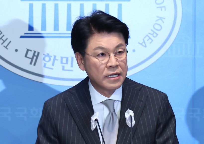 장제원 전 의원, 어젯밤 숨진 채 발견… "타살 혐의점 없어” | 인스티즈