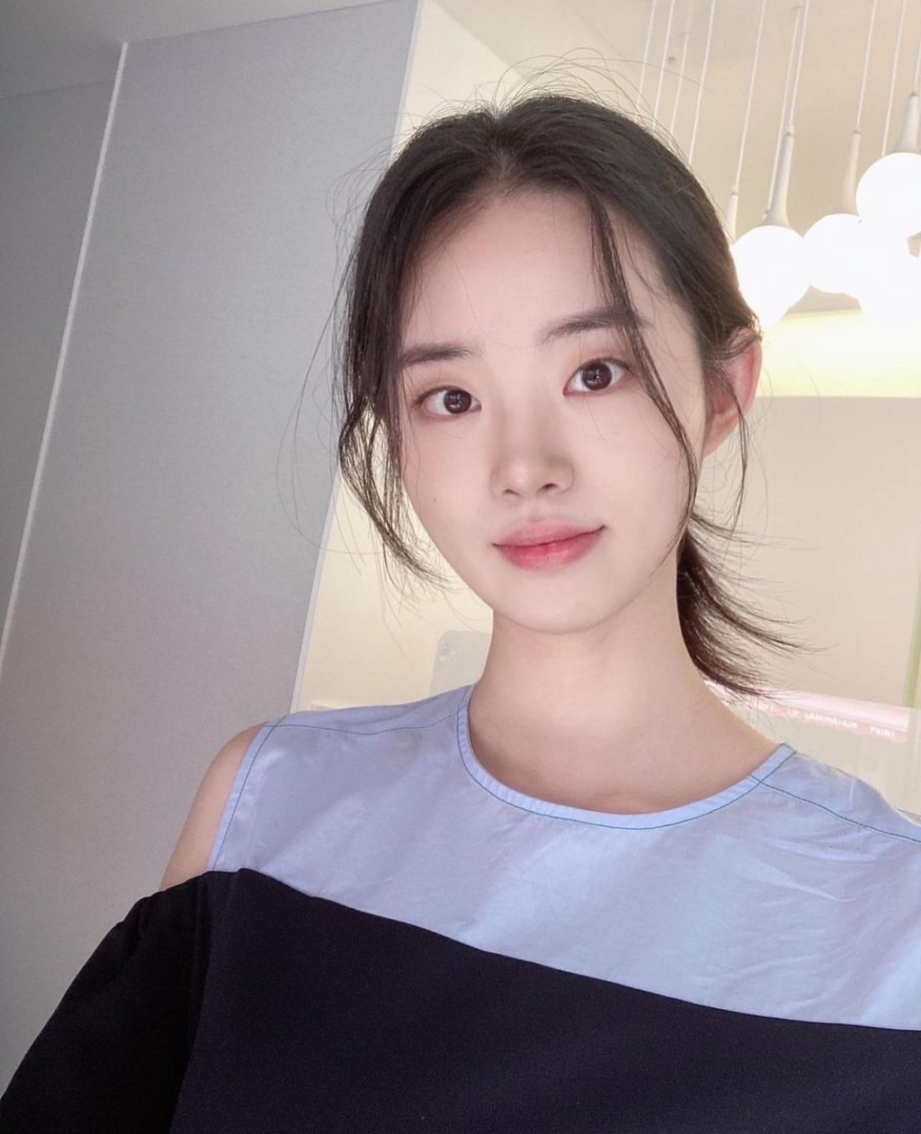 무쌍이 매력적인 여배우 신시아 | 인스티즈