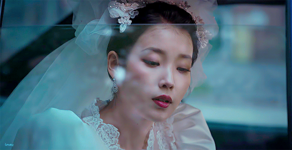 좋은 날 이후 이번 드라마로 연락을 가장 많이받은 아이유 | 인스티즈