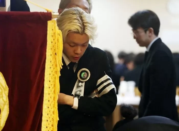  노엘, 수척해진 얼굴로 아버지 故 장제원 전 의원 빈소 지켜