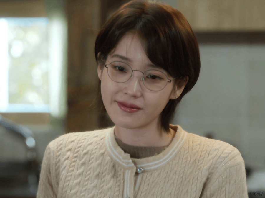 폭삭 속았수다 제4막 겨울 아이유씬.gif | 인스티즈