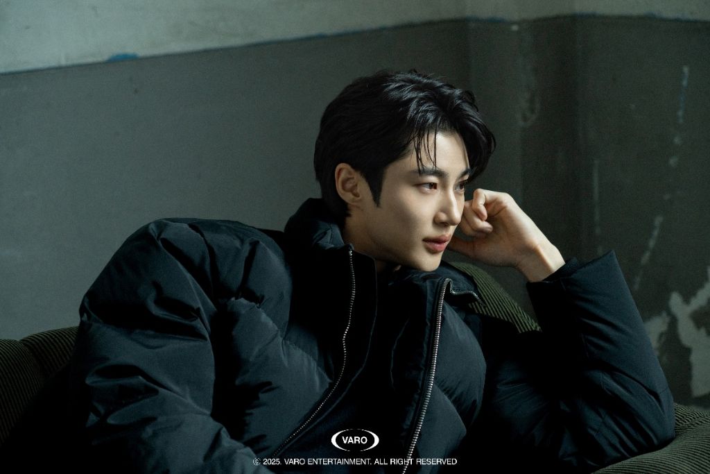 변우석 x 지오다노 🤍 소속사 비하인드 포토 | 인스티즈