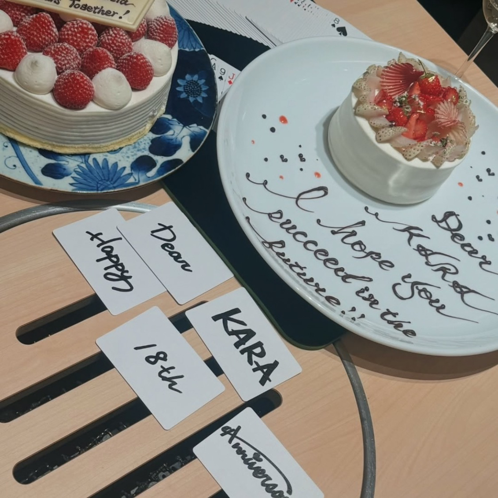 벌써 18주년 축하하는 걸그룹.jpg | 인스티즈