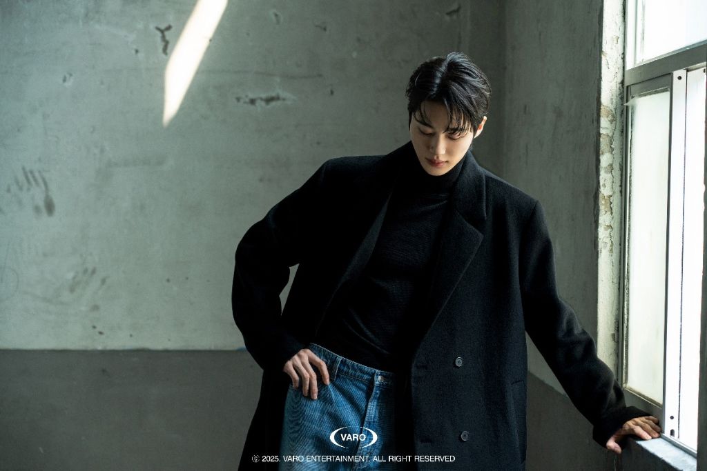 변우석 x 지오다노 🤍 소속사 비하인드 포토 | 인스티즈