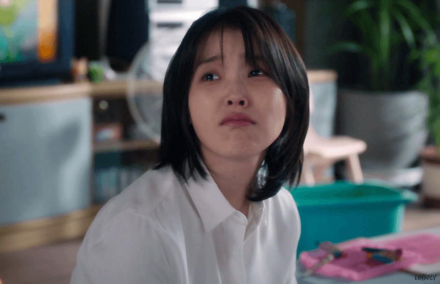 폭삭 속았수다 제4막 겨울 아이유씬.gif | 인스티즈