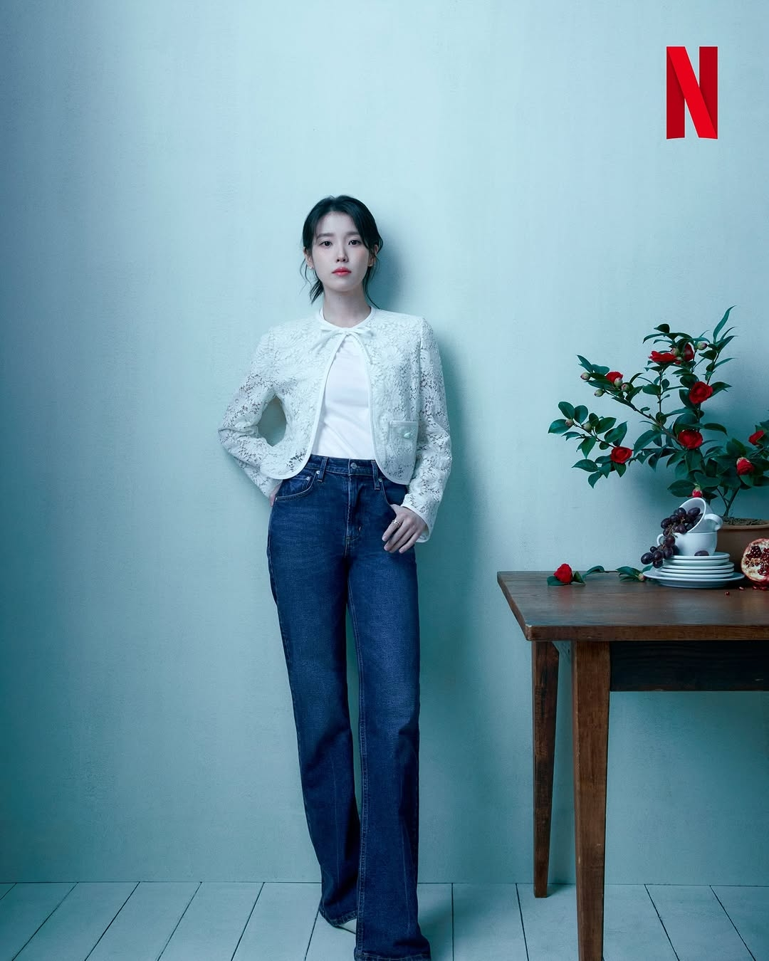 넷플릭스 '두 시절의 애순' 아이유 x 문소리 '두 시절의 관식' 박보검 x 박해준 화보 공개 | 인스티즈