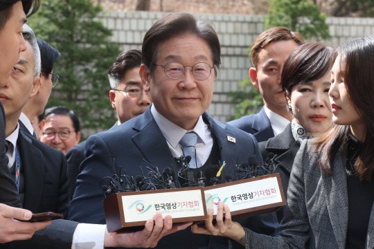 박지원 "이재명, 별의 순간…당선되면 모든 재판 정지” | 인스티즈