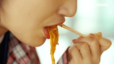 불닭볶음면이 만들어지는 제조 과정.gif | 인스티즈