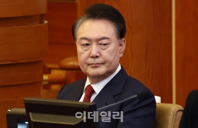 윤측 "대통령, 탄핵심판 선고일 출석 여부 미정" | 인스티즈