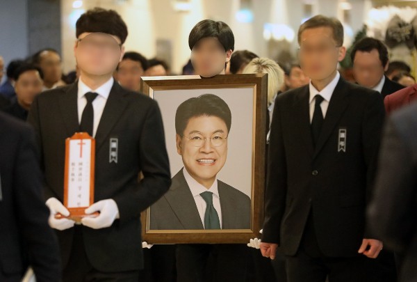 "양심적으로 살았는데 비참"… 영면에 든 장제원, 유서 일부 공개 | 인스티즈