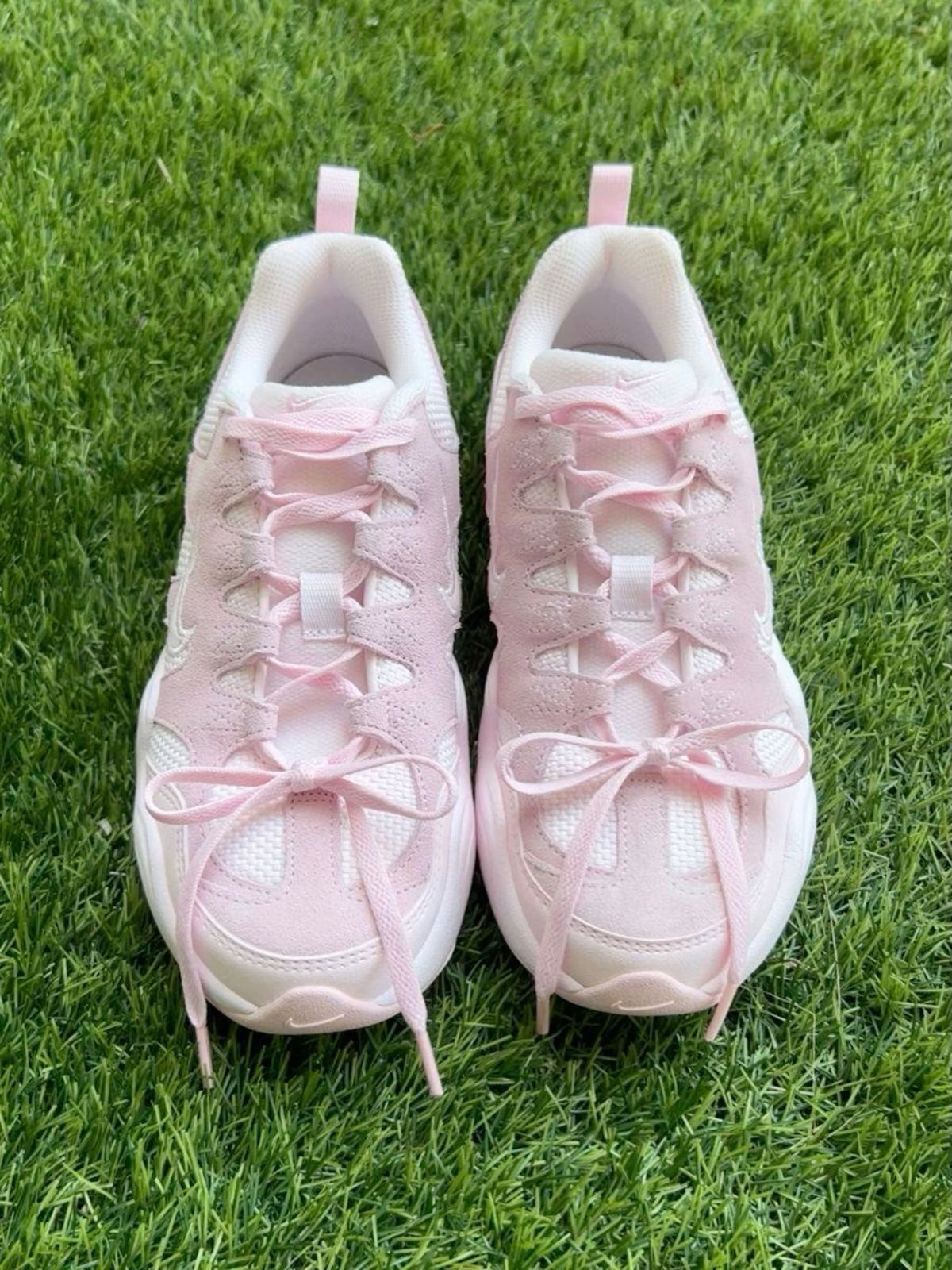 발 끝에서 피어나는 봄🌷 봄 내음 가득 담은 신발들 👟🩰 | 인스티즈