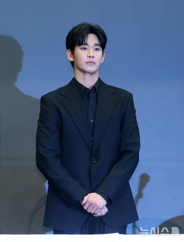  [초점] 김새론 49재…김수현, 풀리지 않는 의문