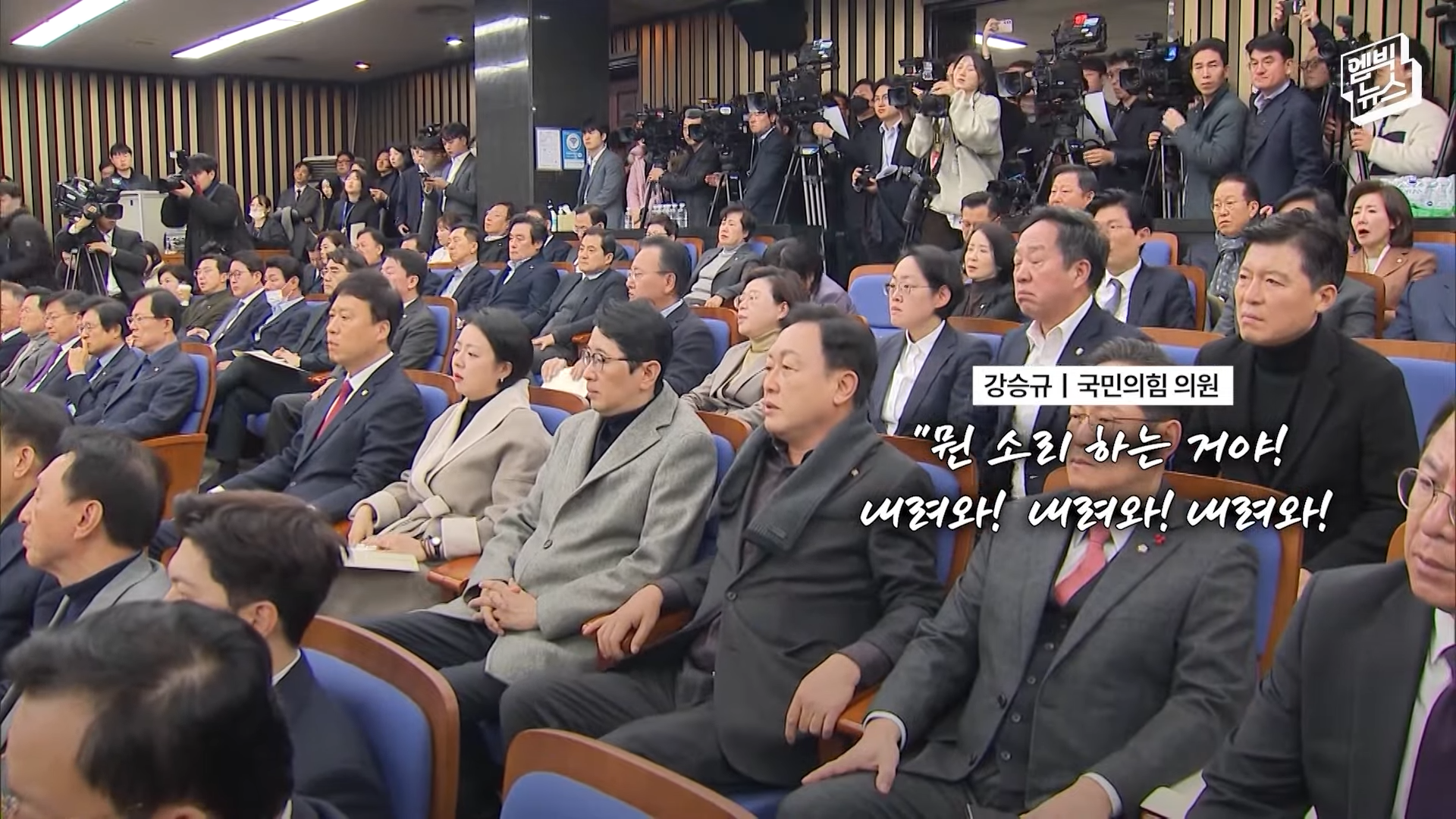 12.3계엄부터 4.4탄핵까지 3분에 보는 함께 한 122일.jpg | 인스티즈