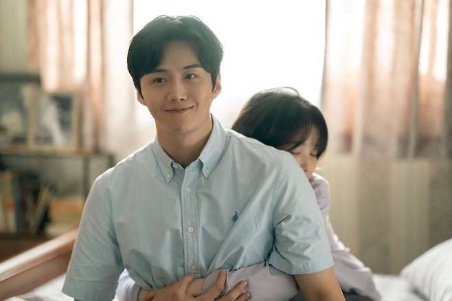  사생활 논란 휩싸였던 김선호, &apos;폭싹&apos;으로 성공적 복귀