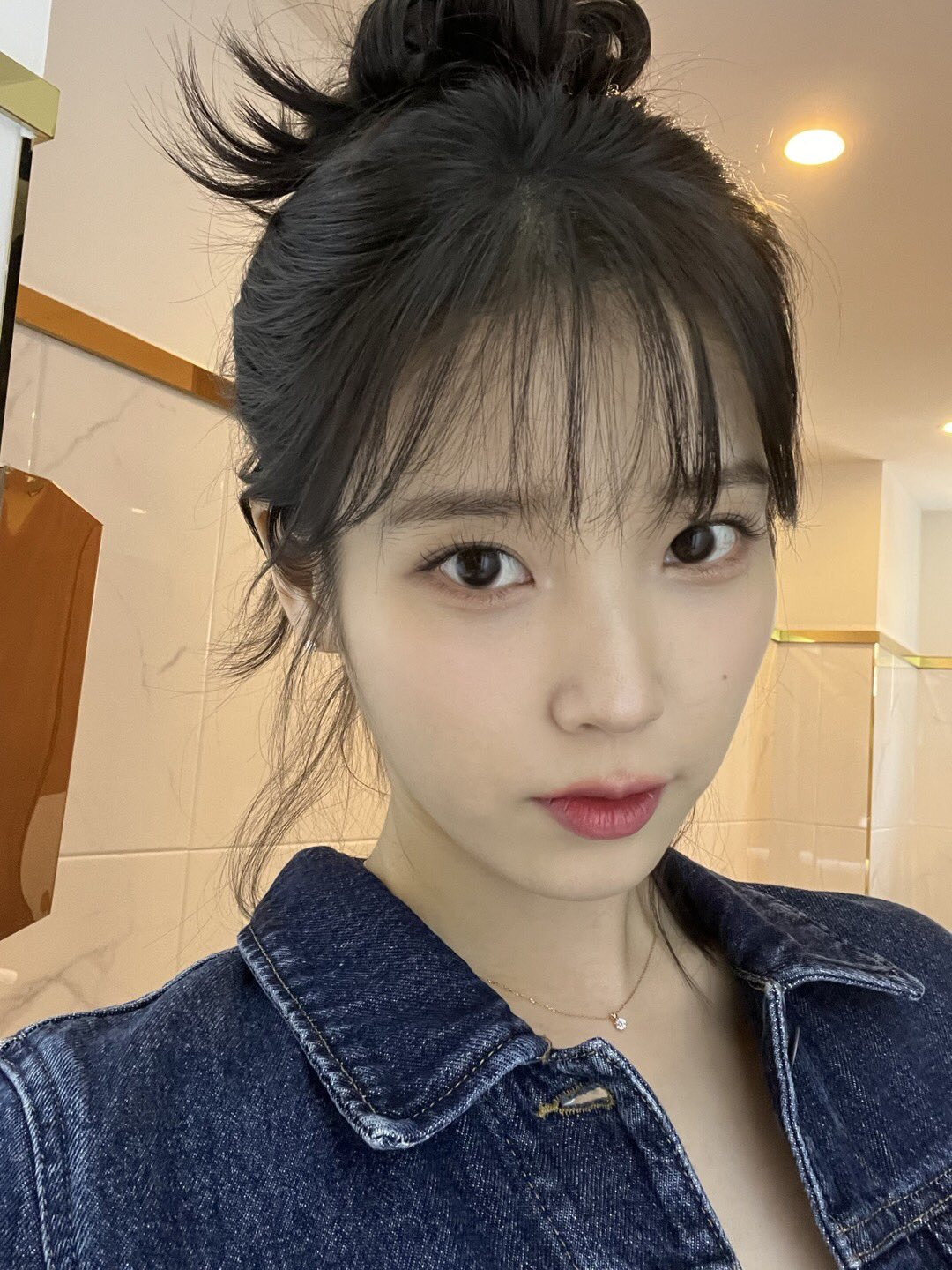 폭싹 속았수다 촬영할 때 눈썹 정리도 안 한 아이유 | 인스티즈