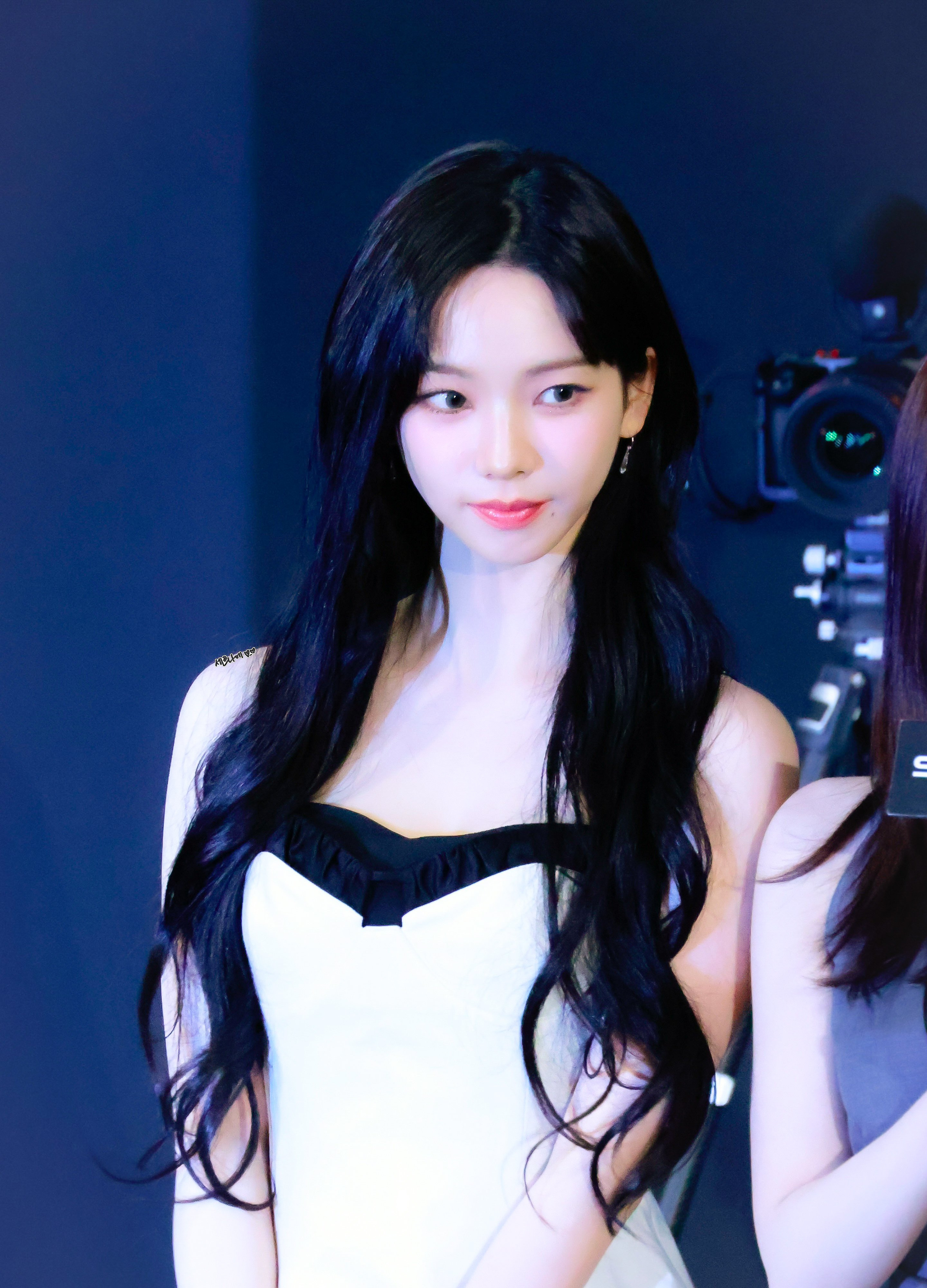 (스압)쫌 많이 예쁜 에스파 카리나.jpgif | 인스티즈