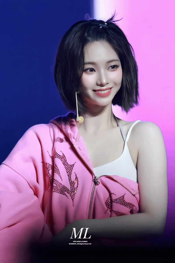 (스압)쫌 많이 예쁜 에스파 카리나.jpgif | 인스티즈