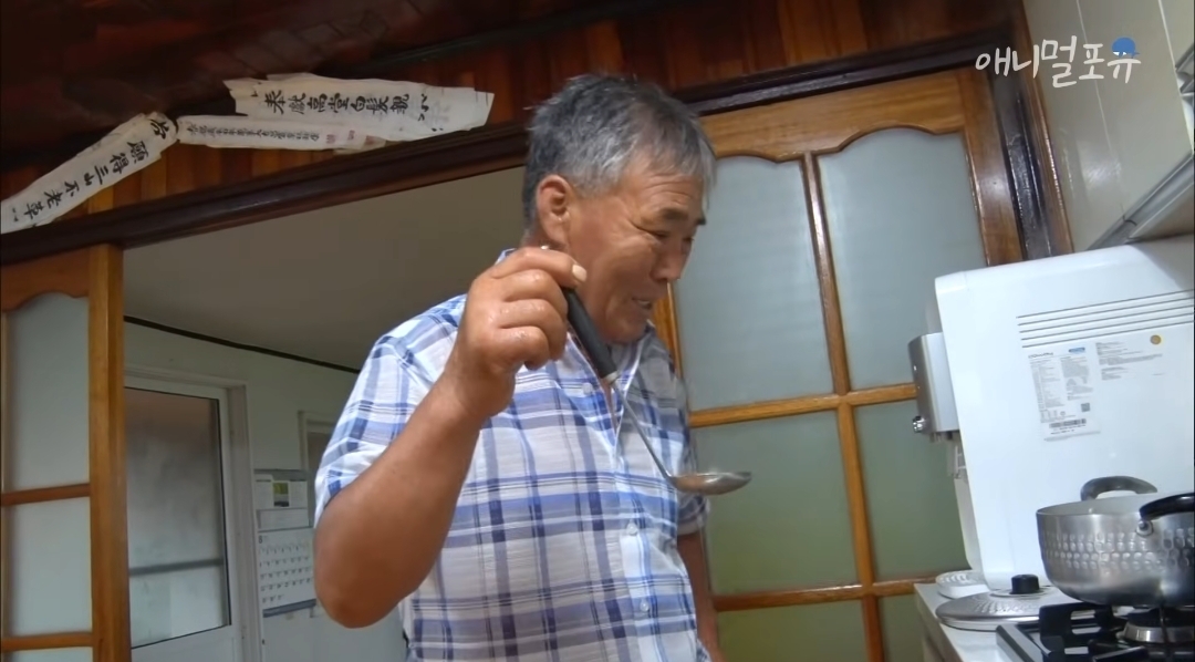 치매 걸린 아내가 4년만에 끓여준 미역국 | 인스티즈