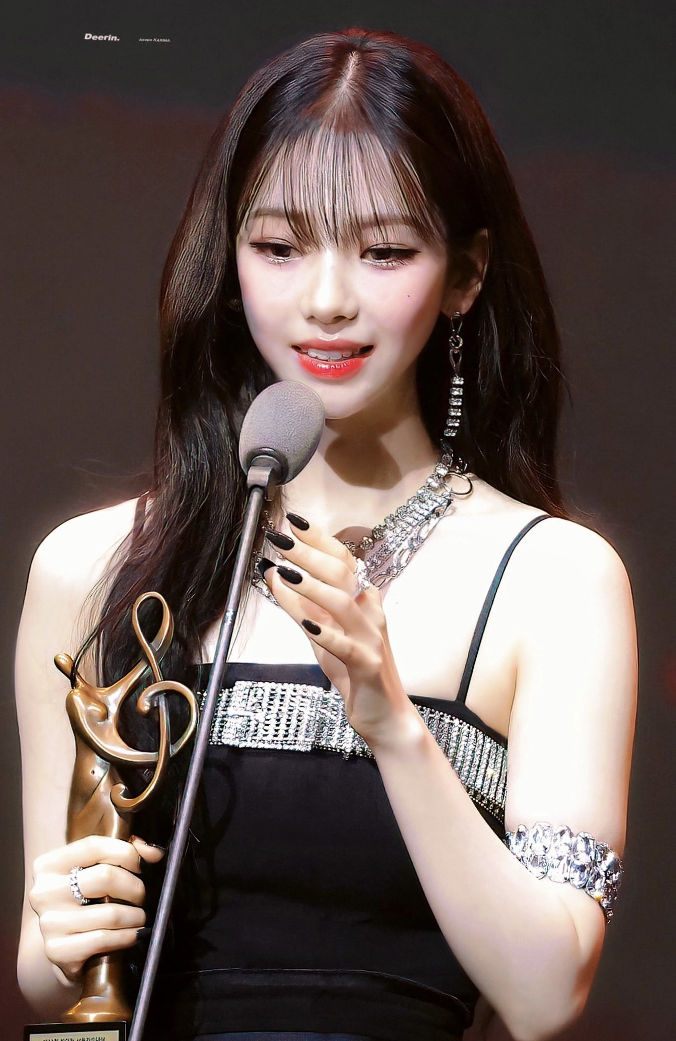 (스압)쫌 많이 예쁜 에스파 카리나.jpgif | 인스티즈