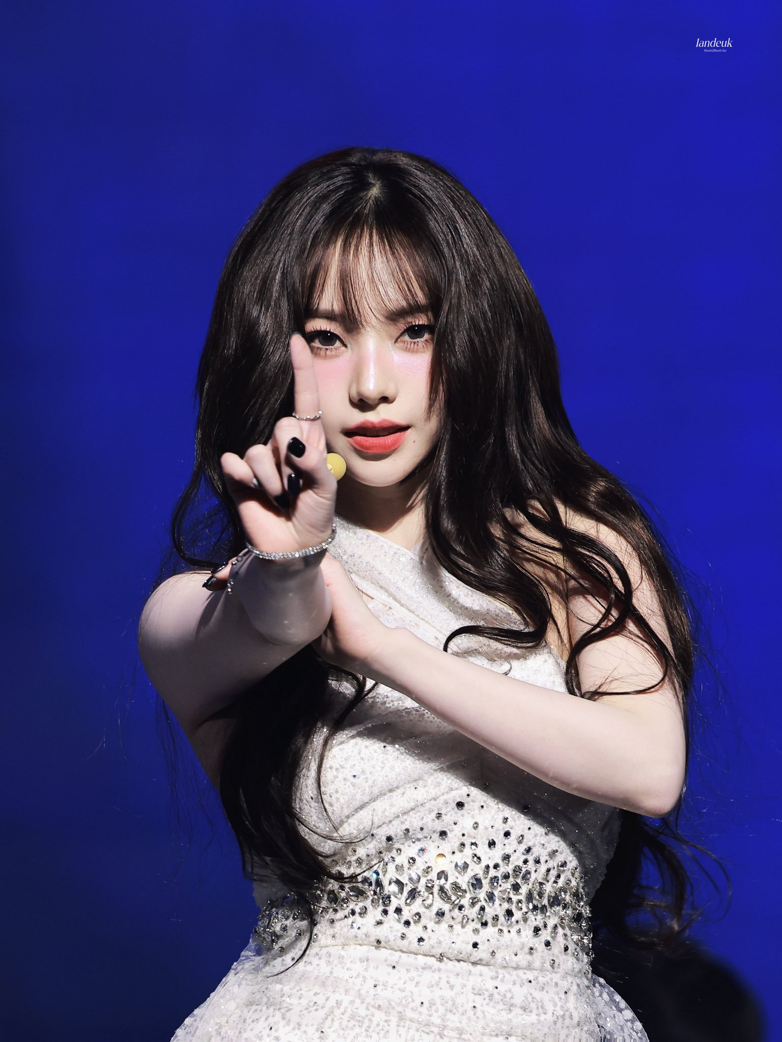 (스압)쫌 많이 예쁜 에스파 카리나.jpgif | 인스티즈