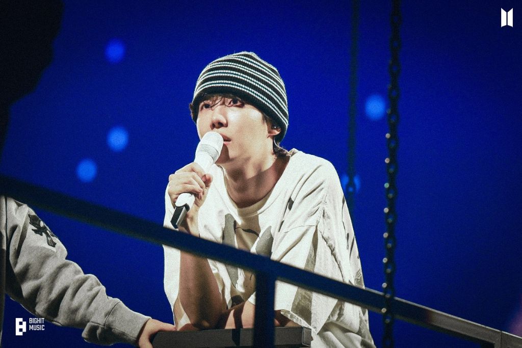 방탄소년단 제이홉 솔로 콘서트 'HOPE ON THE STAGE in SEOUL' 현장 포토 스케치 | 인스티즈