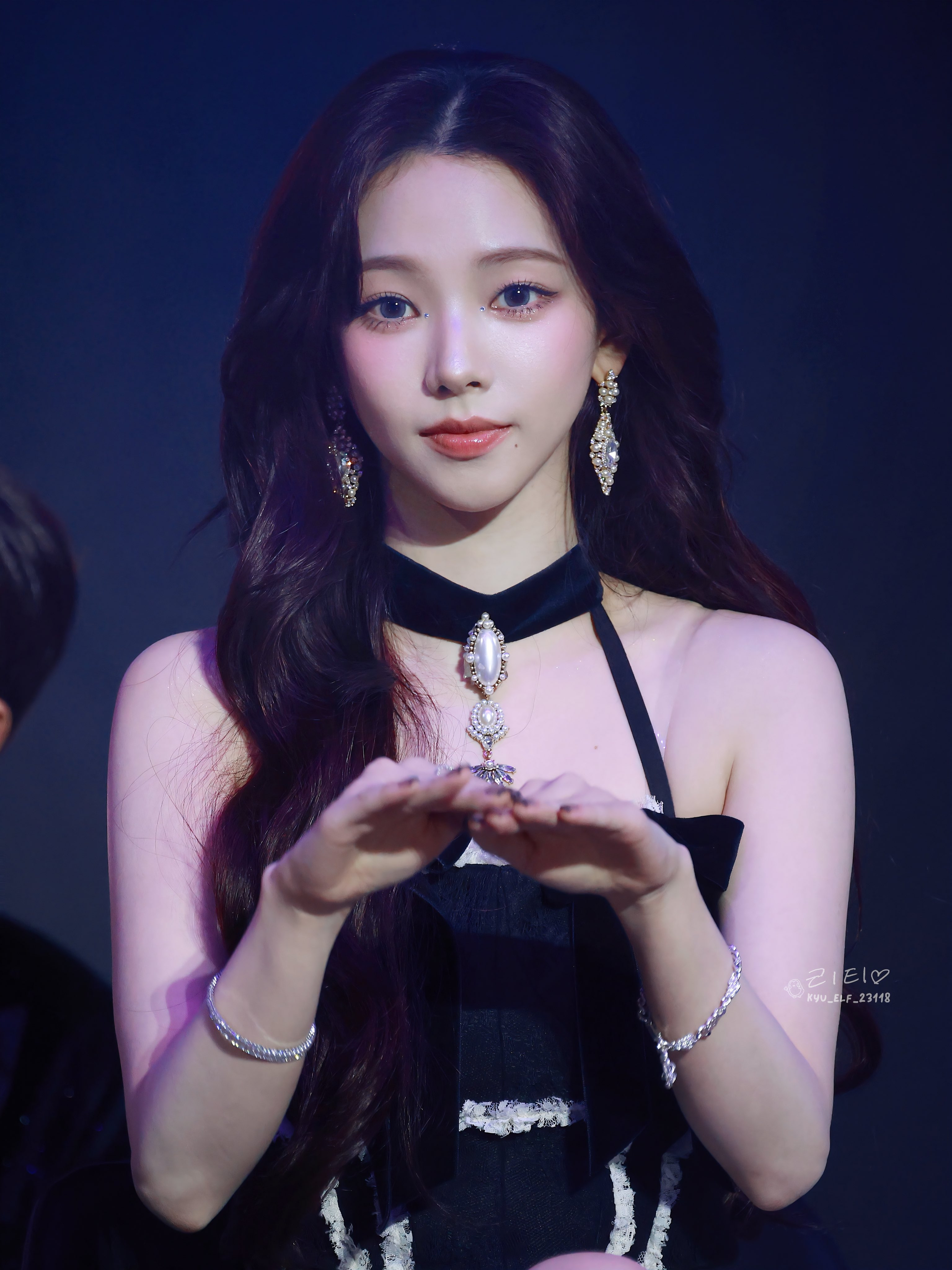 (스압)쫌 많이 예쁜 에스파 카리나.jpgif | 인스티즈