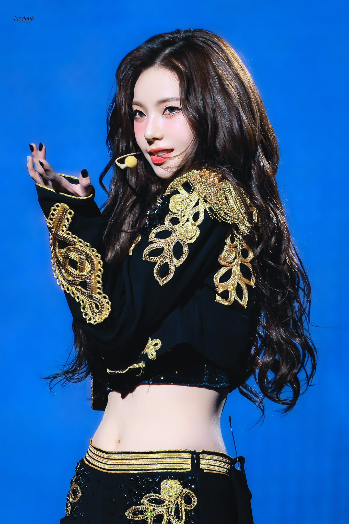 (스압)쫌 많이 예쁜 에스파 카리나.jpgif | 인스티즈