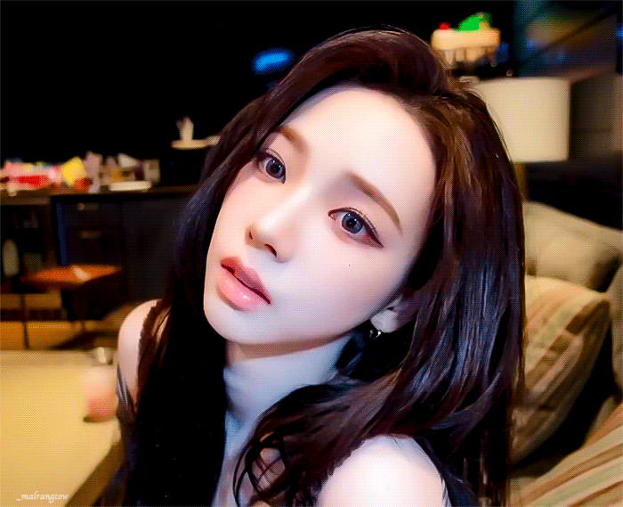(스압)쫌 많이 예쁜 에스파 카리나.jpgif | 인스티즈