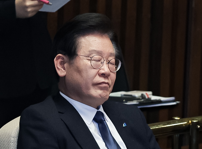 오늘이 있기까지 가장 중요한 역할을 해준 판사님 | 인스티즈