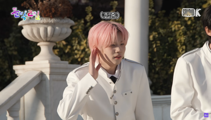 SM 노래에 영혼이 반응하는거 같은 남돌...jpg | 인스티즈