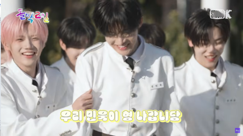 SM 노래에 영혼이 반응하는거 같은 남돌...jpg | 인스티즈