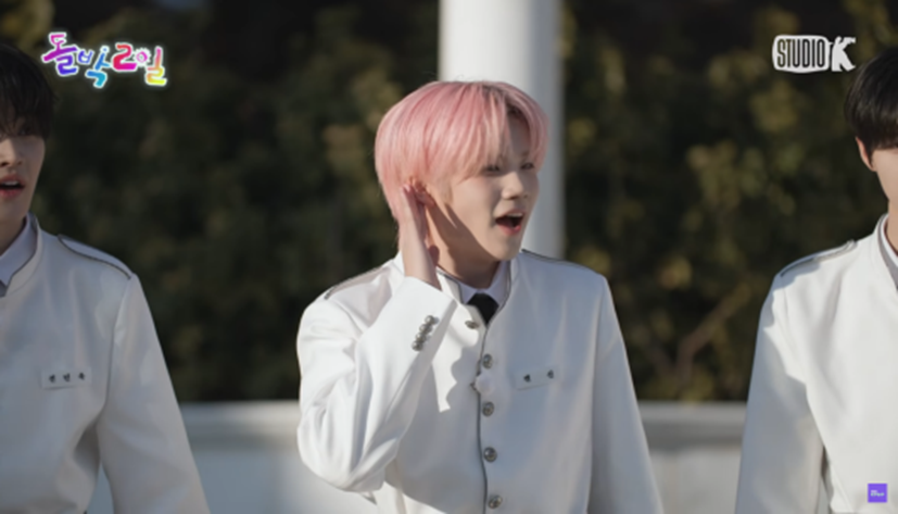 SM 노래에 영혼이 반응하는거 같은 남돌...jpg | 인스티즈