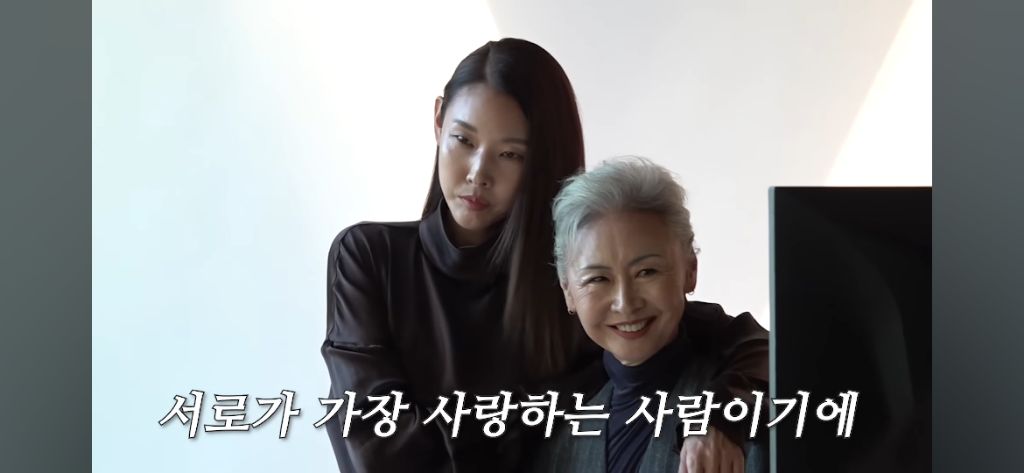 영정사진 찍는 엄마한테 짜증내는 한혜진 눈물 | 인스티즈