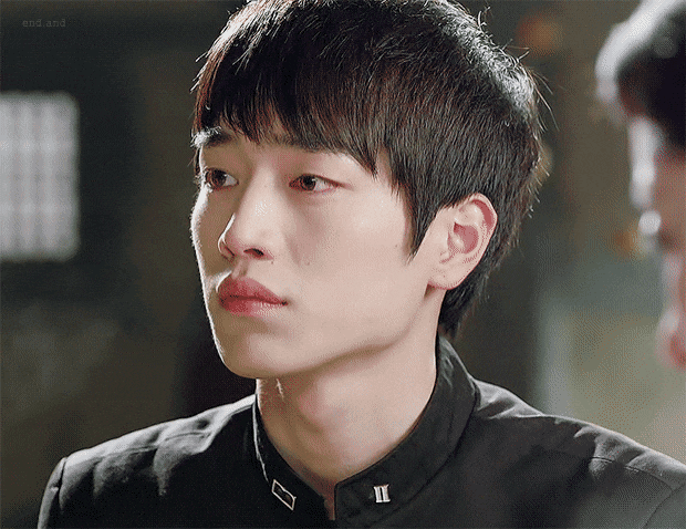중국에서 방영 도중에 실시간 규제먹고 종영된 BL 드라마 스토리.gif | 인스티즈
